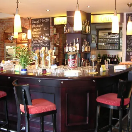Hotel-restaurant Kaisergasthof Szálloda Weyregg